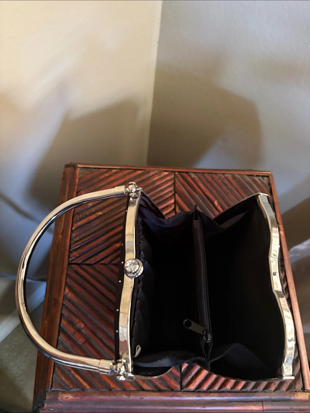 Elegant Black Quilted Top-Handle Evening Bag with Metallic Dots & Jewel Clasp